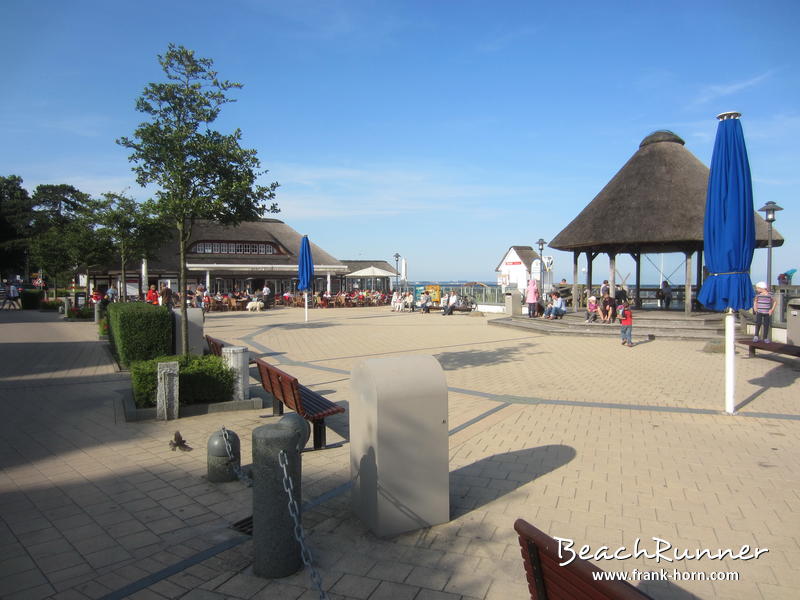 Seebrückenvorplatz, Haffkrug