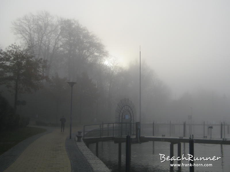 Unt. Jungfernstieg, Nebel an der Ostsee