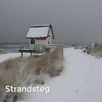 Strandsteg, Winter an der Ostsee